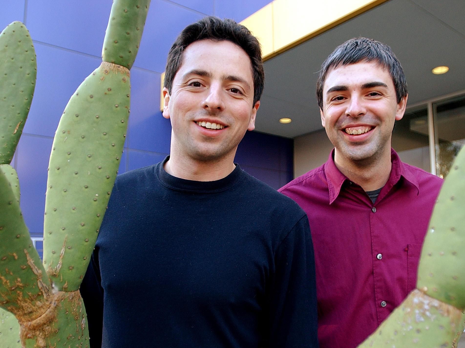 Nötiges Kleingeld für Hangar: Sergey Brin und Larry Page haben gut lachen. Nötiges Kleingeld für Hangar: Sergey Brin und Larry Page haben gut lachen.
