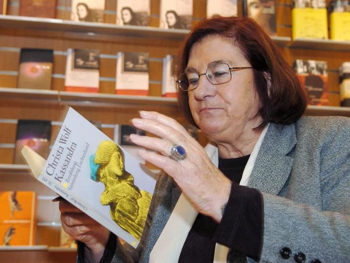 Ihre Bücher gehören zum Kanon der deutschen Literatur: Christa Wolf verstarb am Donnerstag im Alter von 82 Jahren