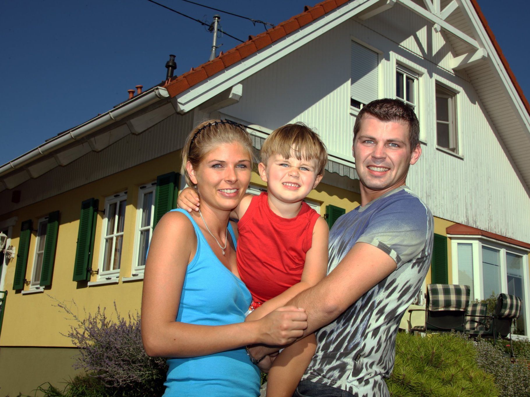 LH Wallner und LR Schmid: Wertschätzung für Familienarbeit und Entlastung für Familien, die es brauchen. LH Wallner und LR Schmid: Wertschätzung für Familienarbeit und Entlastung für Familien, die es brauchen.