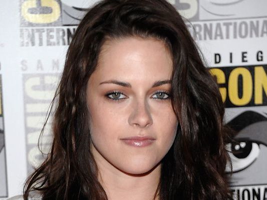 Kristen Stewart ist eine gute Investition. Kristen Stewart ist eine gute Investition.