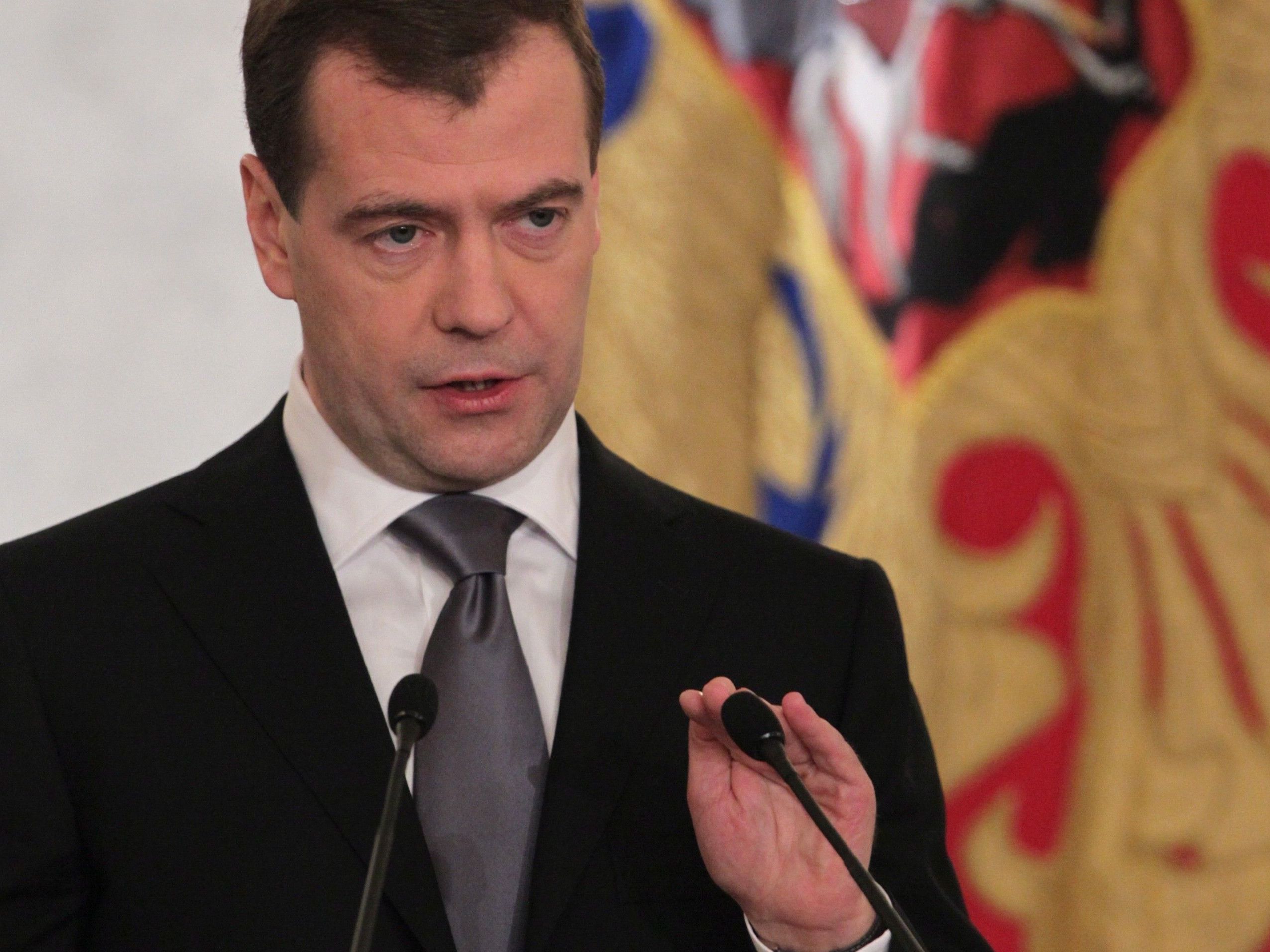 Der russische Präsident Medvedev kündigt überraschend Reformen an. Der russische Präsident Medvedev kündigt überraschend Reformen an.