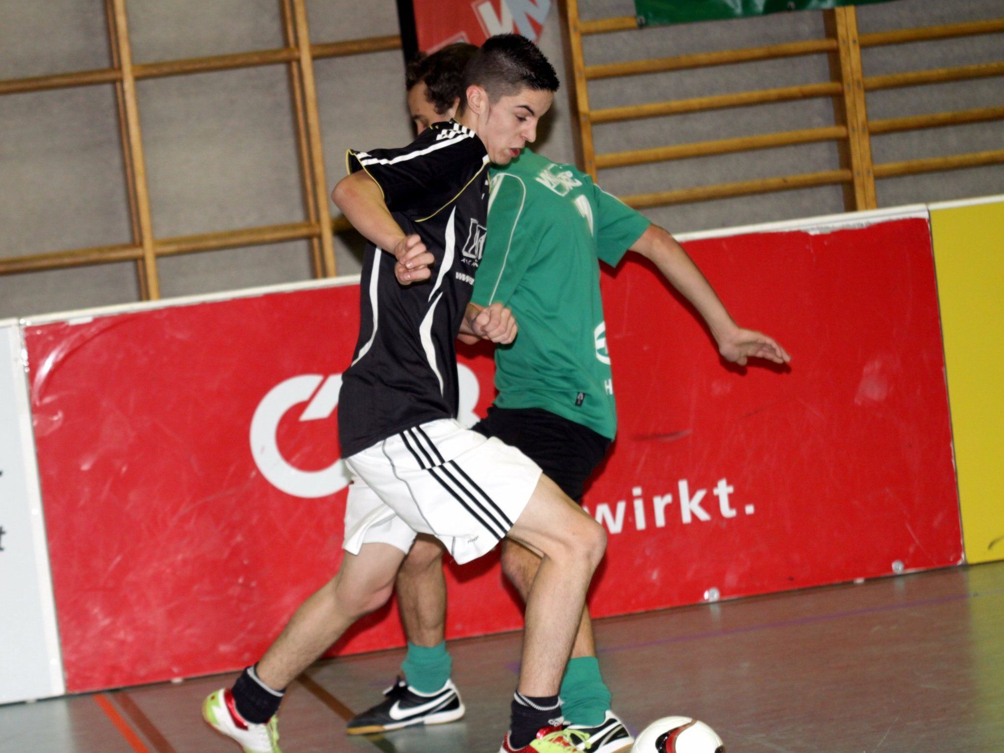 "Stari" Marcel Simon schafft mit Mäder 1b die Sensation und den Aufstieg in die Finalrunde. "Stari" Marcel Simon schafft mit Mäder 1b die Sensation und den Aufstieg in die Finalrunde.