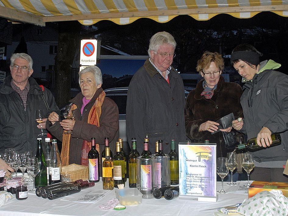 Burgenländischer Weinstand beim "Tschagguser Winterburamarkt" am 7. Jänner 2011