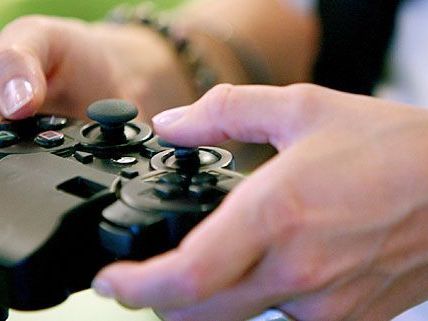 Besonders günstig kam der Trickbetrüger mit der gestohlenen Playstation zu seinem Gambling-Vergnügen Besonders günstig kam der Trickbetrüger mit der gestohlenen Playstation zu seinem Gambling-Vergnügen