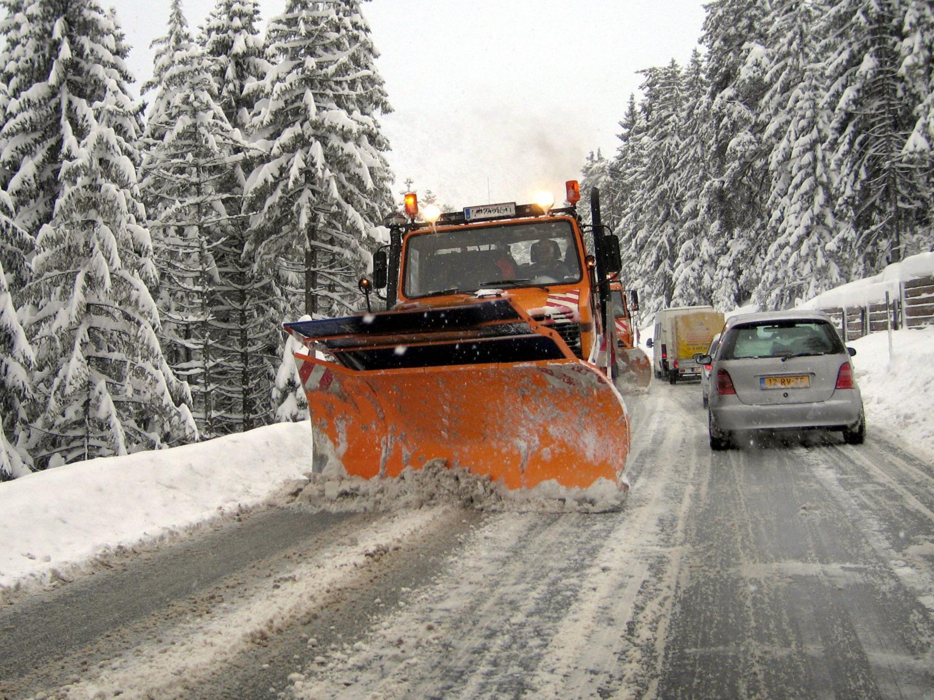 VCÖ rät zur Vorsicht bei winterlichen Fahrbahnverhältnissen.