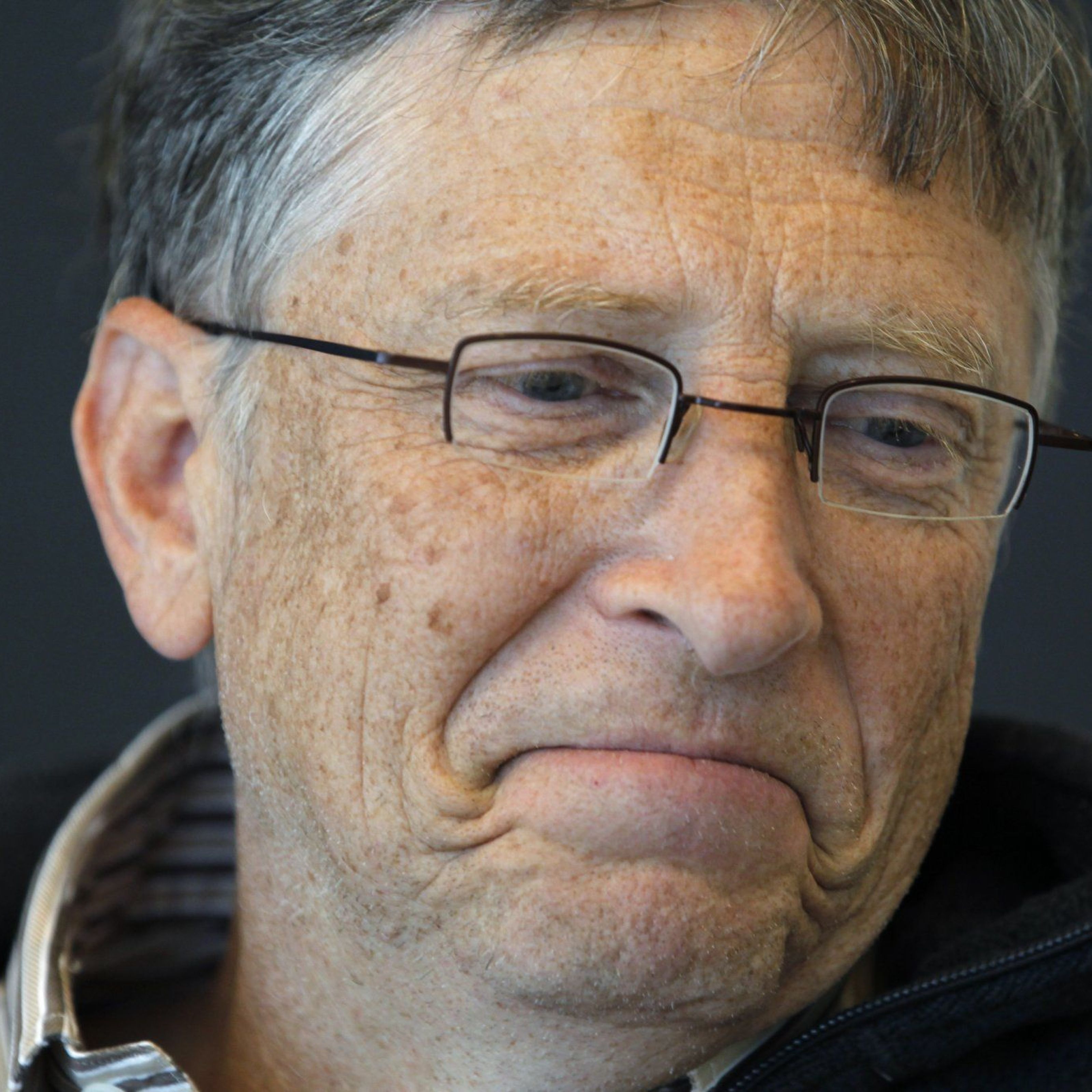 Bill Gates würdigte Steve Jobs Leistungen. Bill Gates würdigte Steve Jobs Leistungen.