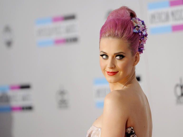 Katy Perry scheint die Trennung locker wegzustecken. Katy Perry scheint die Trennung locker wegzustecken.