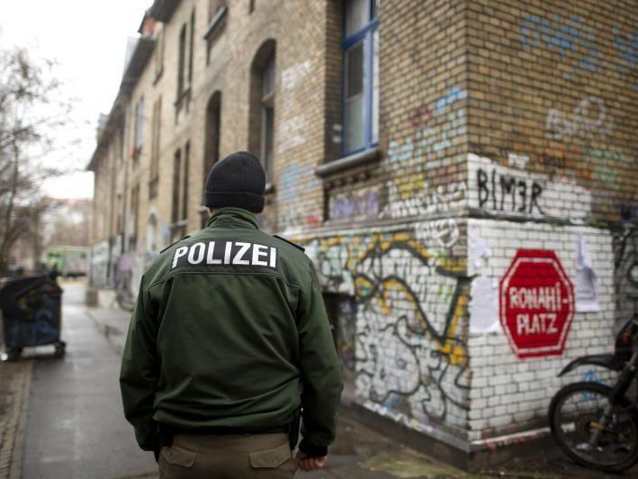 Disziplinar- und ein Strafverfahren eingeleitet Disziplinar- und ein Strafverfahren eingeleitet