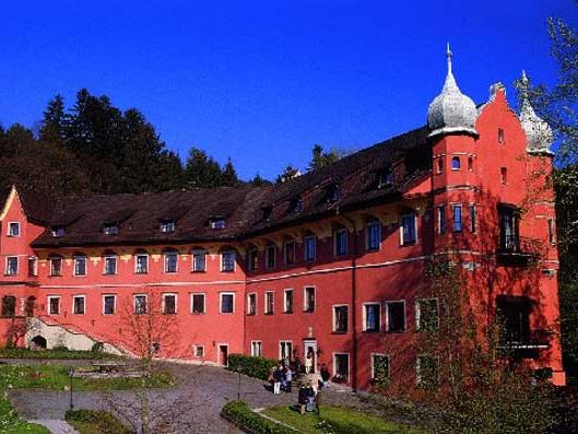 Neues Angebot für Klinische Psychologen und Psychotherapeuten in Schloss Hofen.