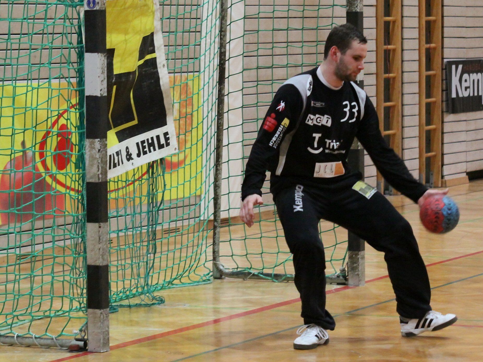 Teufelskerl Alexander Hintringer brachte die Deutschen mit Glanzparaden schier zur Verzweiflung. Teufelskerl Alexander Hintringer brachte die Deutschen mit Glanzparaden schier zur Verzweiflung.