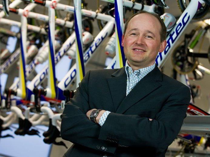 Über einem Jahrzehnt führt Thomas Kofler schon die Geschicke des heimischen Profi-Radrennstall.