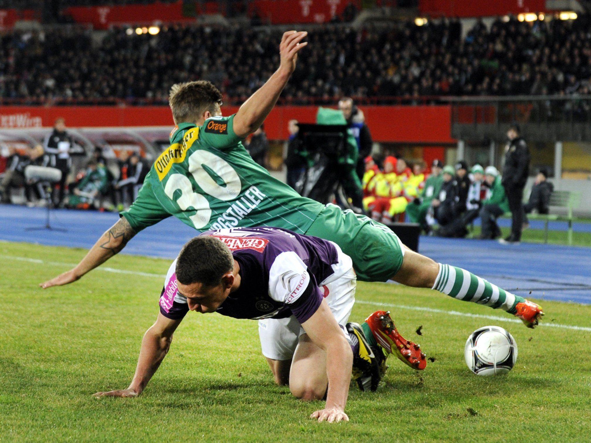 Keine Glanzleistung brachten Rapid und Austria zustande Keine Glanzleistung brachten Rapid und Austria zustande