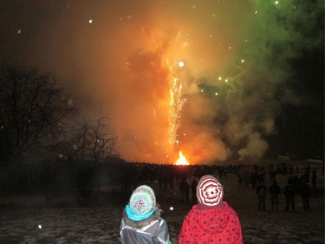 Funken: Der Tag an dem Fellengatters Horizont erleuchtet wurde und allgemeines Staunen auslöste Funken: Der Tag an dem Fellengatters Horizont erleuchtet wurde und allgemeines Staunen auslöste