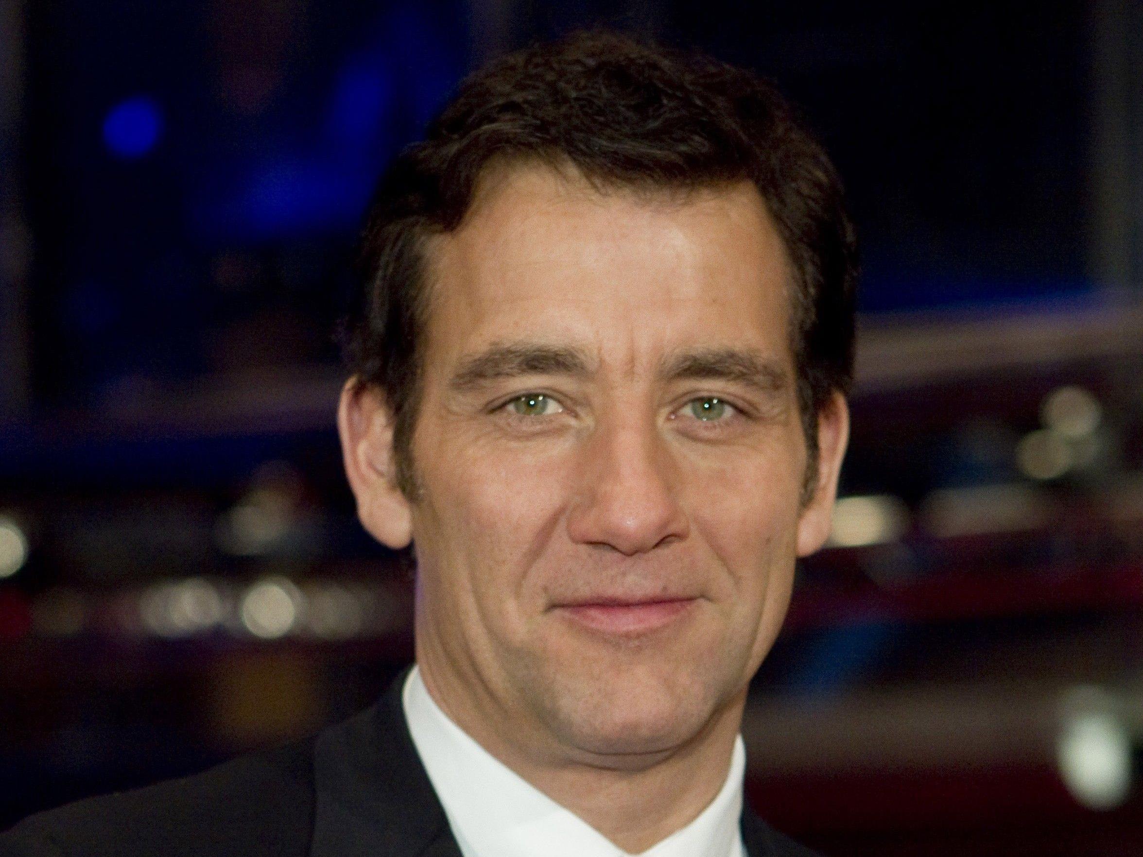 Musste seine Rolle im Action-Triller "Cities" wegen zeitlichen Überschneidungen aufgeben - Clive Owen. Musste seine Rolle im Action-Triller "Cities" wegen zeitlichen Überschneidungen aufgeben - Clive Owen.