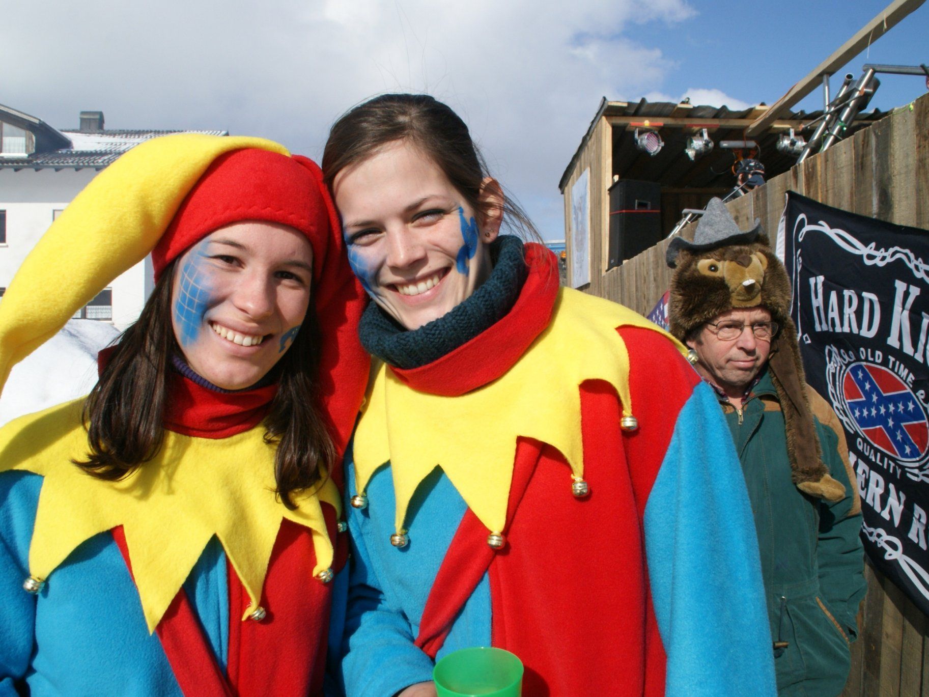 Farbenfroher Umzug der Alberschwender Faschingszunft Farbenfroher Umzug der Alberschwender Faschingszunft