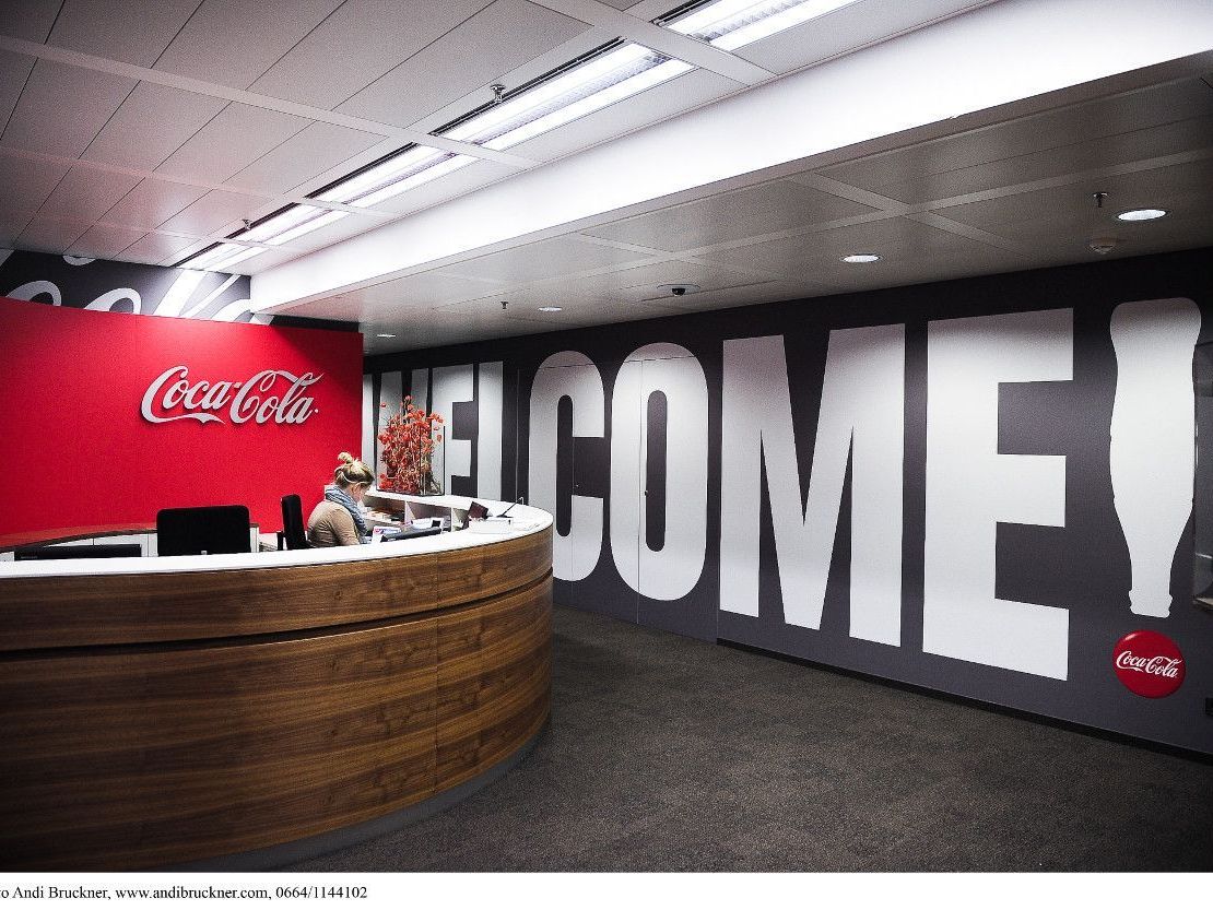 Der Empfangsbereich im neuen Wiener Coca-Cola Büro. Der Empfangsbereich im neuen Wiener Coca-Cola Büro.