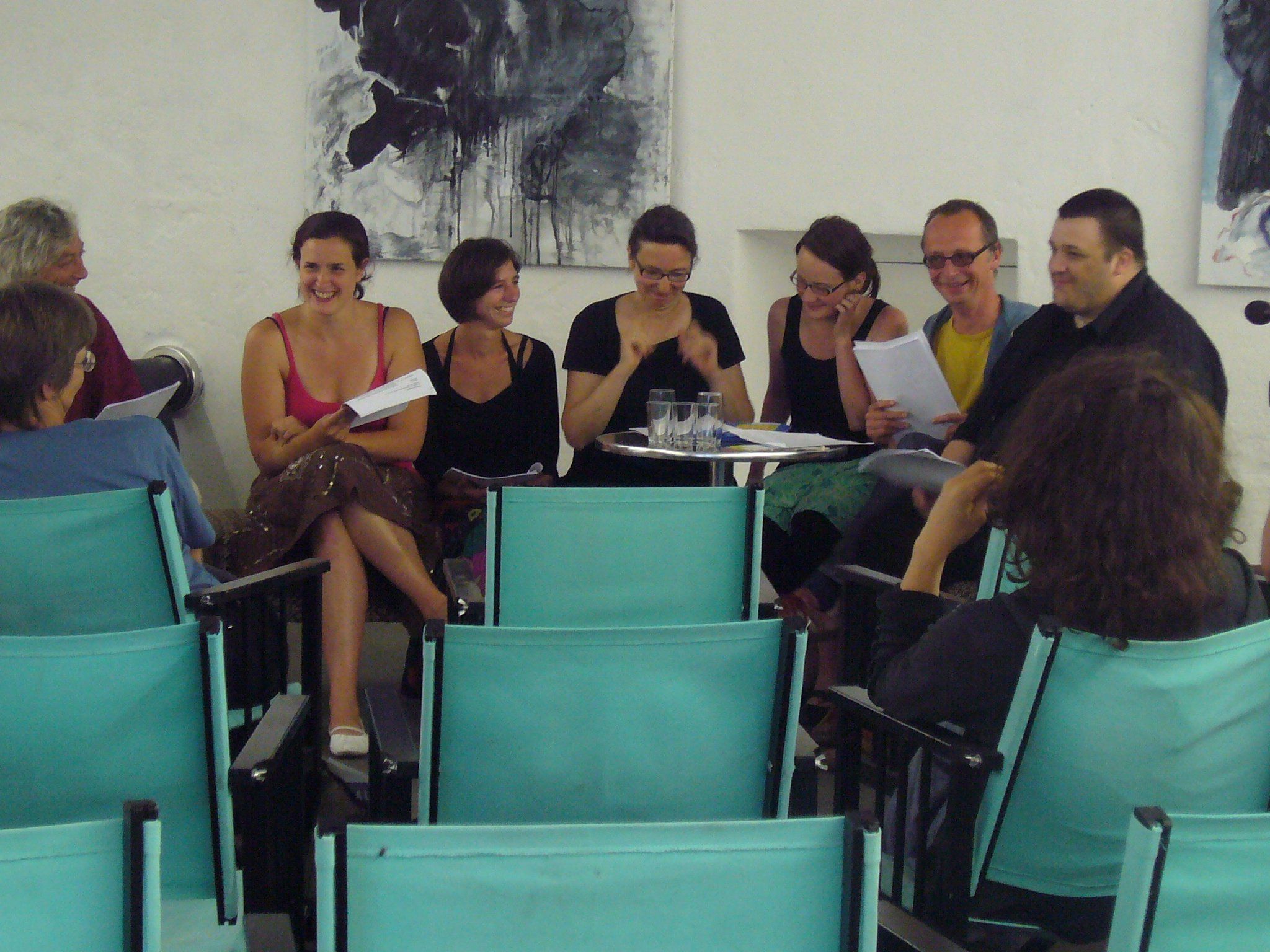 Besprechung von Texten in ARTENNE Besprechung von Texten in ARTENNE