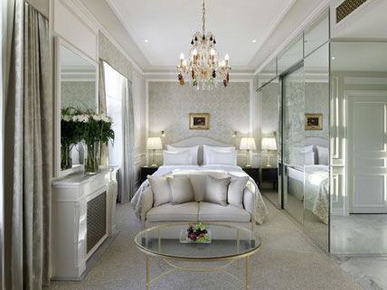 Das Hotel Sacher zeigt die neuen Räume - hier etwa den Top Deluxe Room. Das Hotel Sacher zeigt die neuen Räume - hier etwa den Top Deluxe Room.