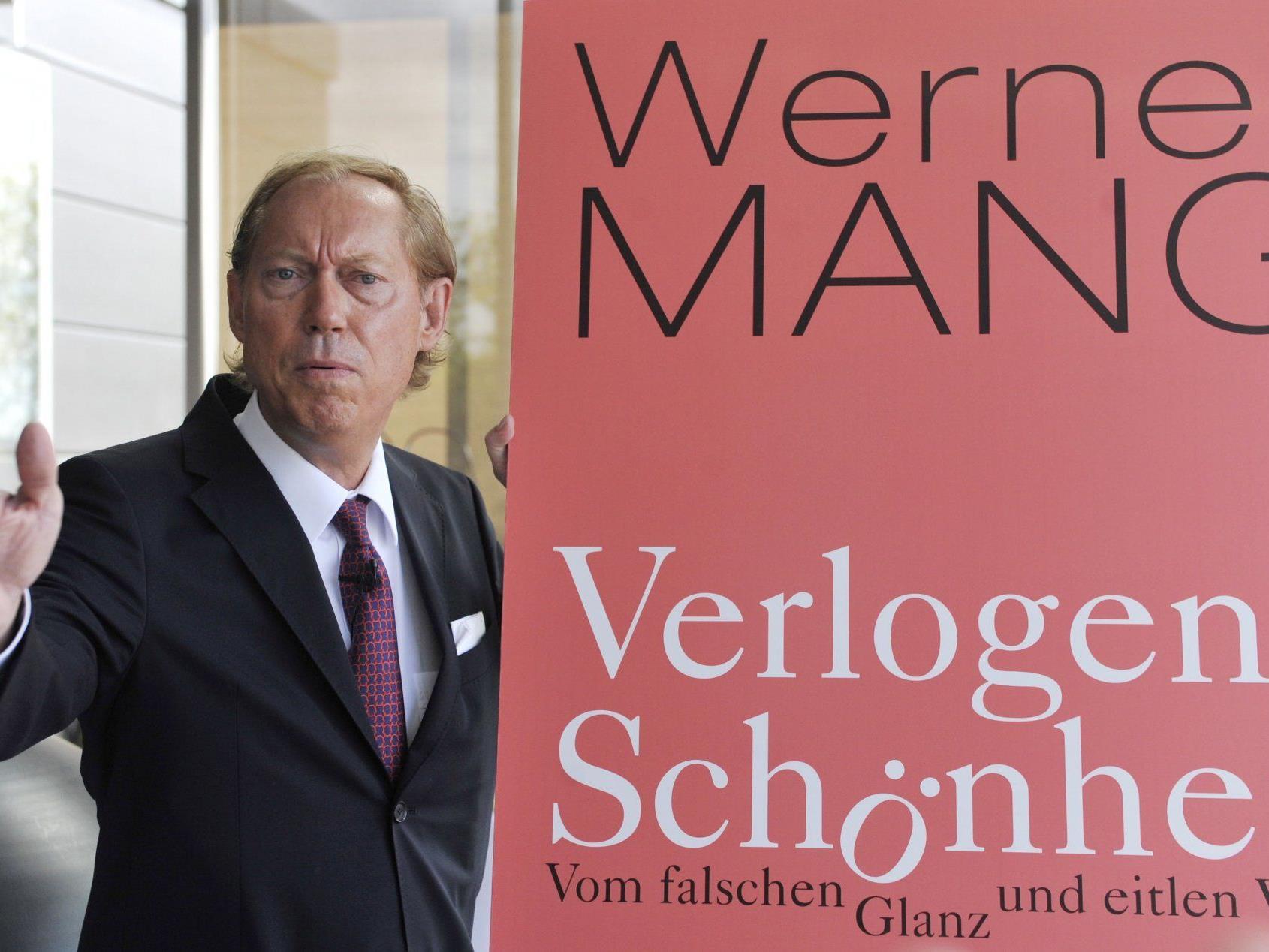 Werner Mang und sein Buch "verlogene Schönheit": Gegen den Autor und Chirurgen wird ermittelt.