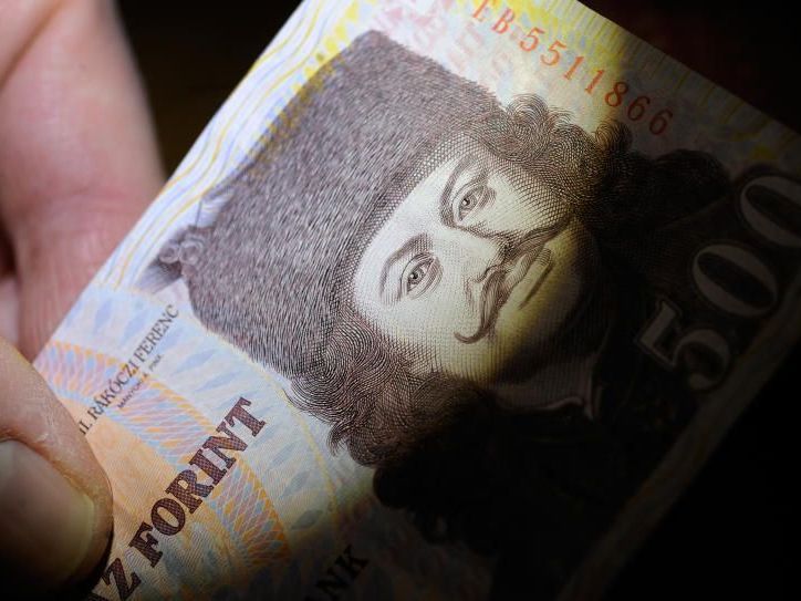 Der letzte Weg der Forint geht durch den Rauchfang Der letzte Weg der Forint geht durch den Rauchfang