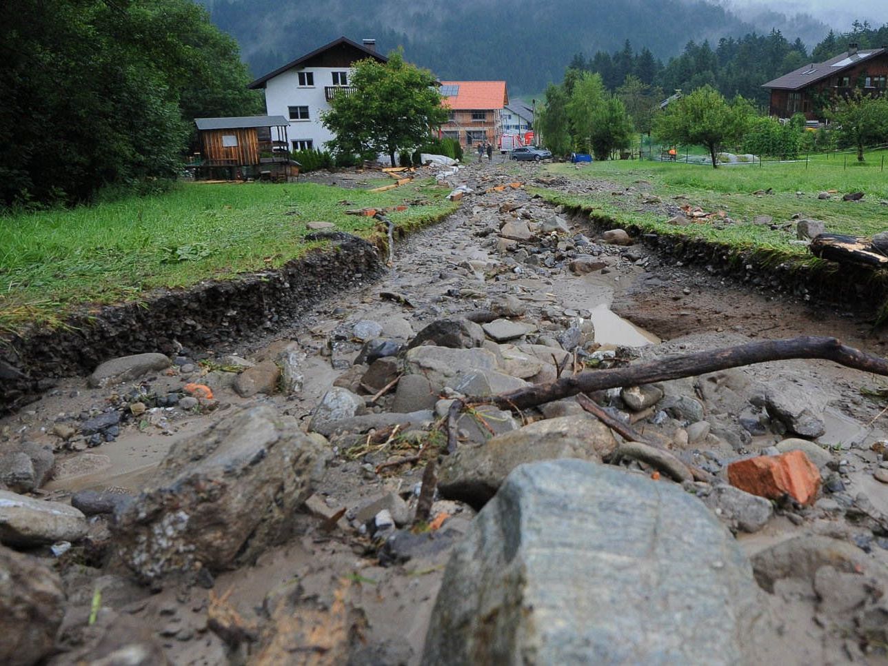 Land Vorarlberg sieht durch Sparmaßnahmen den Hochwasserschutz gefährdet. Land Vorarlberg sieht durch Sparmaßnahmen den Hochwasserschutz gefährdet.
