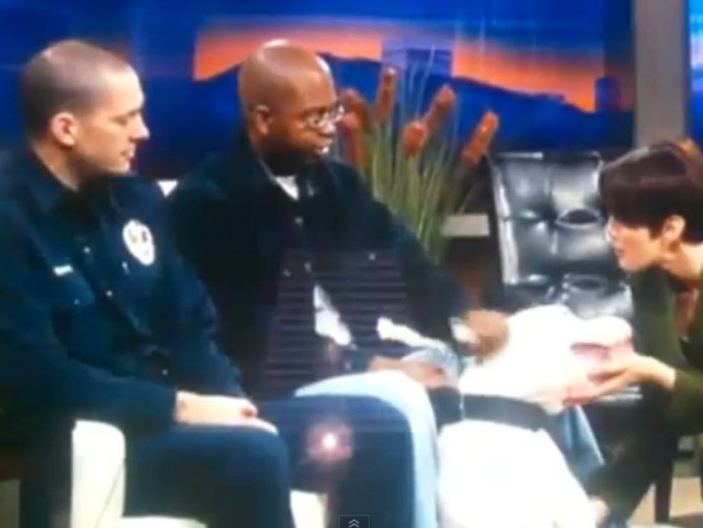 Moderatorin wurde im Gesicht verletzt. Moderatorin wurde im Gesicht verletzt.