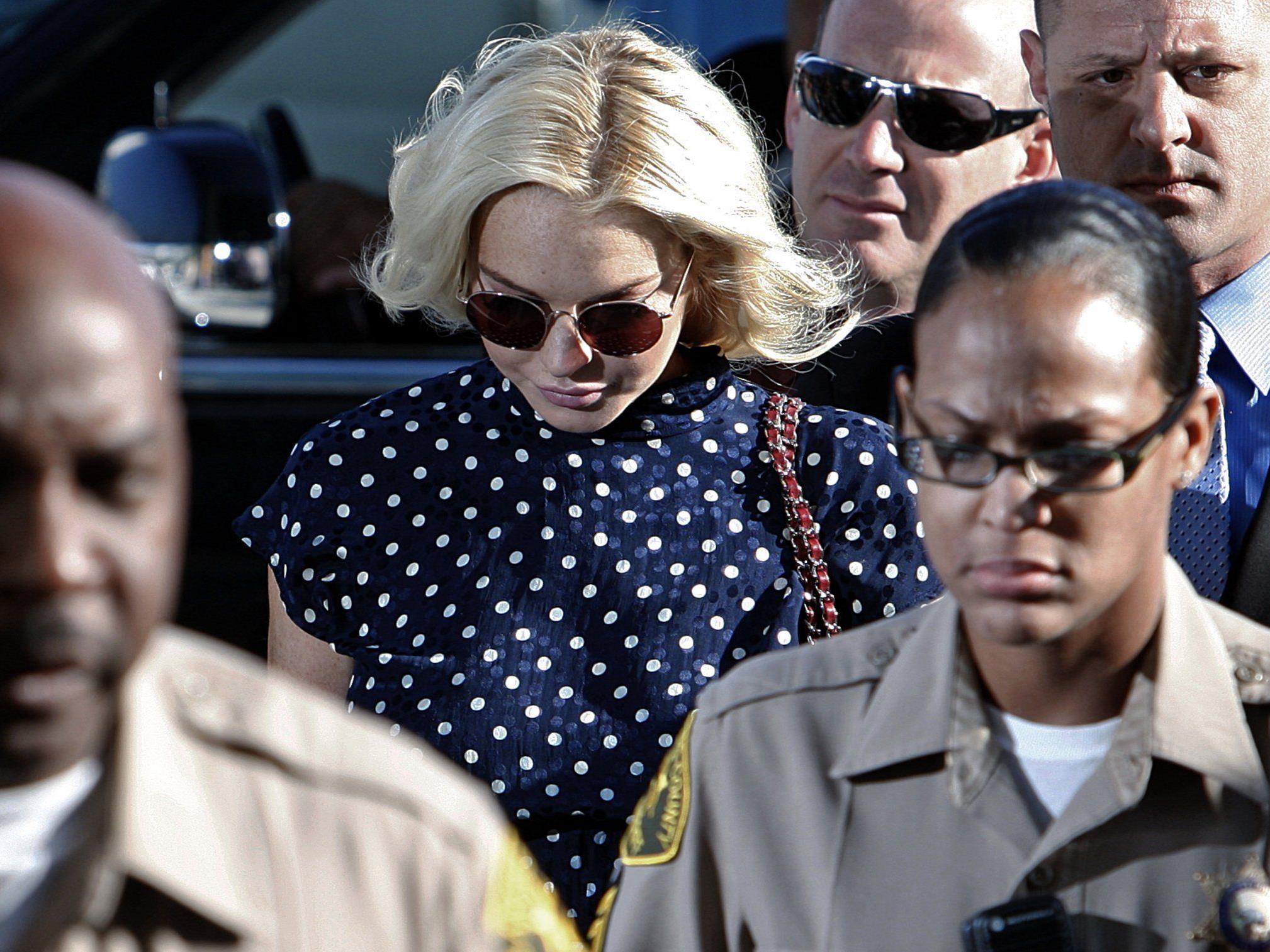 Lindsay Lohan auf dem Weg zu einem ihrer Gerichtsbesuche.