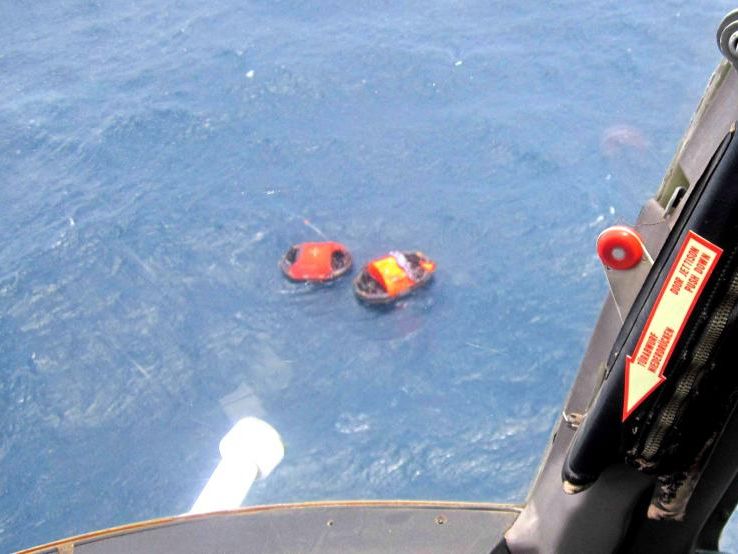 Dutzende vermisst - Ursache der Havarie unklar Dutzende vermisst - Ursache der Havarie unklar