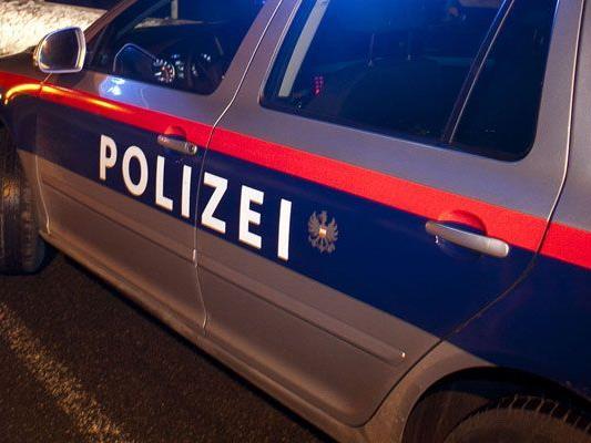 Zwei Männer in Bregenz verprügelt: Polizei bittet um Hinweise.
