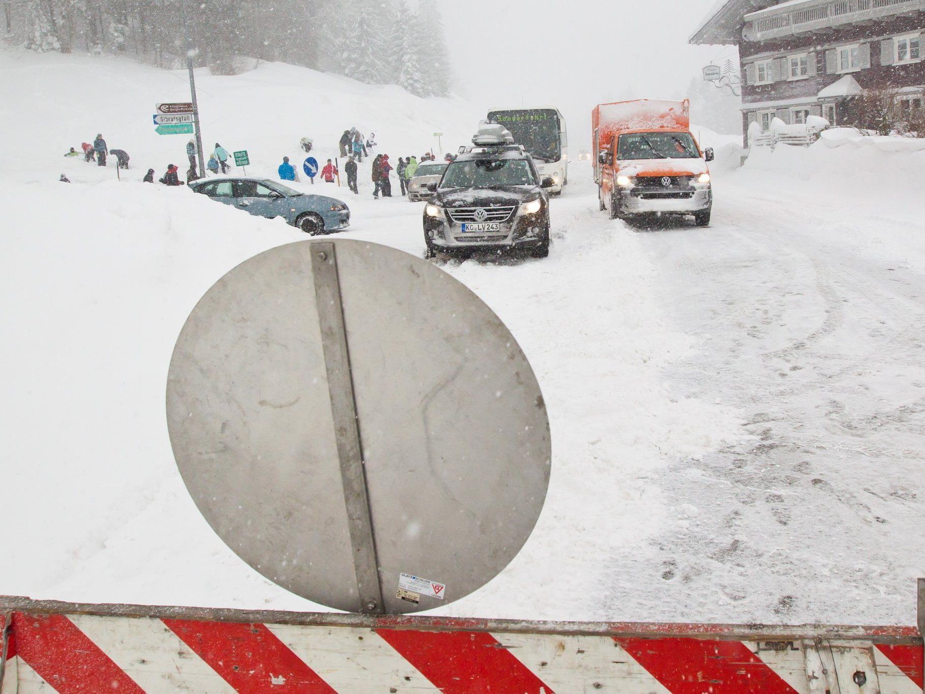 Schneemassen im Jänner und Februar legten Vorarlberg lahm.