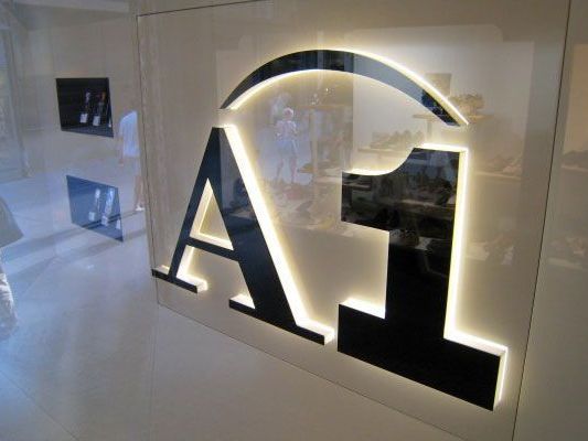 Ab 1. April müssen die Kunden von A1 tiefer in die Tasche greifen. Ab 1. April müssen die Kunden von A1 tiefer in die Tasche greifen.