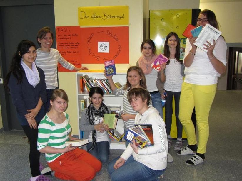 Bücher einfach zum Mitnehmen - gratis und ohne Ausleihformalitäten Bücher einfach zum Mitnehmen - gratis und ohne Ausleihformalitäten