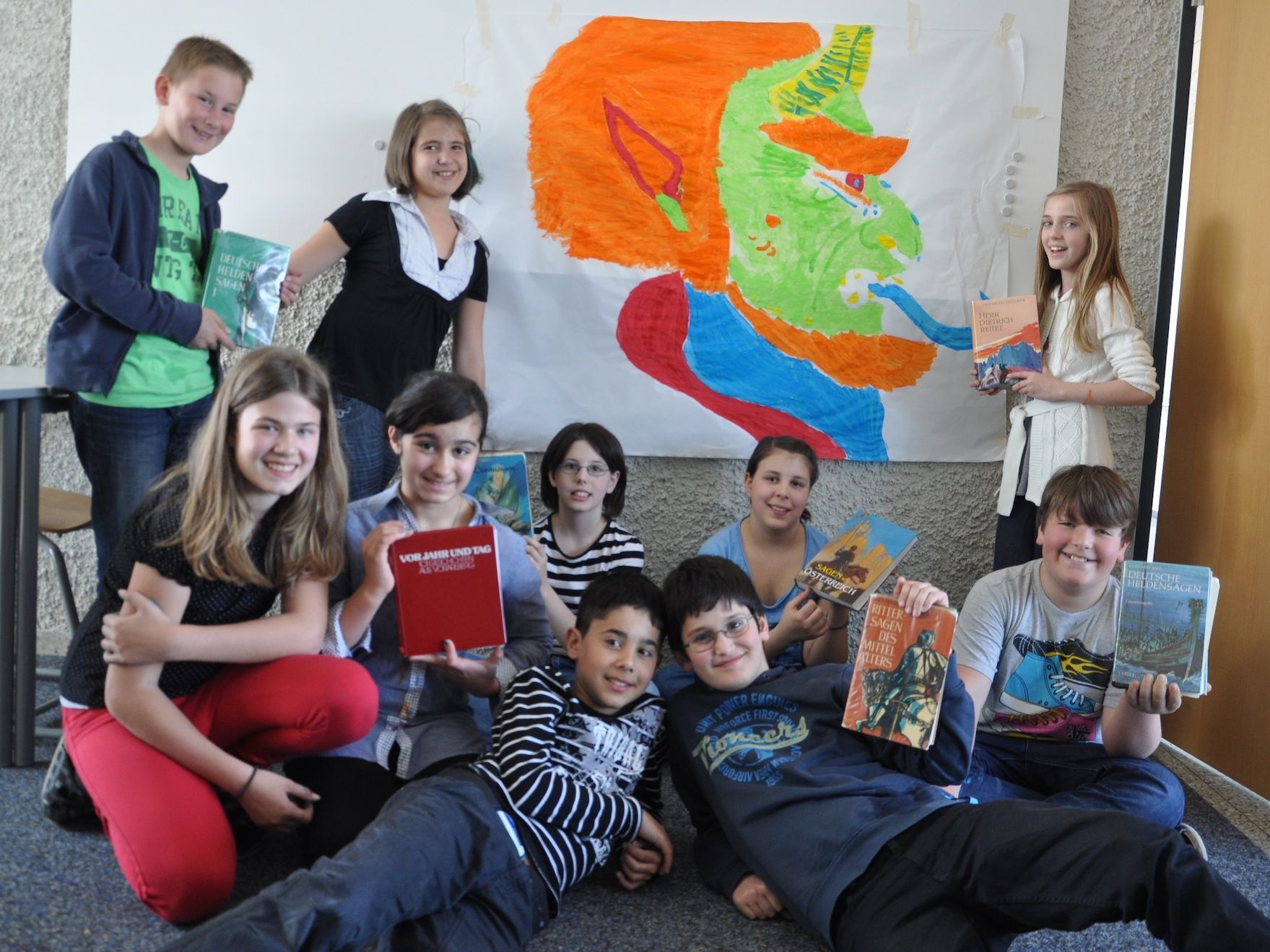 Die Mittelschule Lauterach stand beim Lesetag ganz im Zeichen der "Sagen". Die Mittelschule Lauterach stand beim Lesetag ganz im Zeichen der "Sagen".