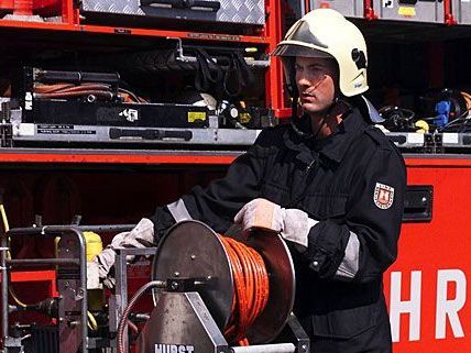 Feuerwehrmänner liegen ganz weit vorne, wenn es um das Vertrauen der Österreicher geht Feuerwehrmänner liegen ganz weit vorne, wenn es um das Vertrauen der Österreicher geht