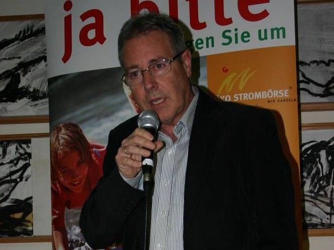 Bürgermeister Helmut Lampert bei der Präsentation Bürgermeister Helmut Lampert bei der Präsentation