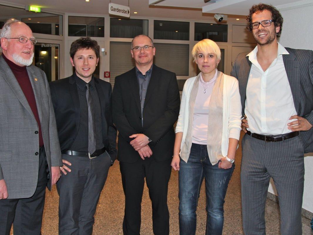 Die fünf Neuen: Richard Werner, Johannes Spies, Hans Gruber, Simone Drechsel  und Gerhard Stieger