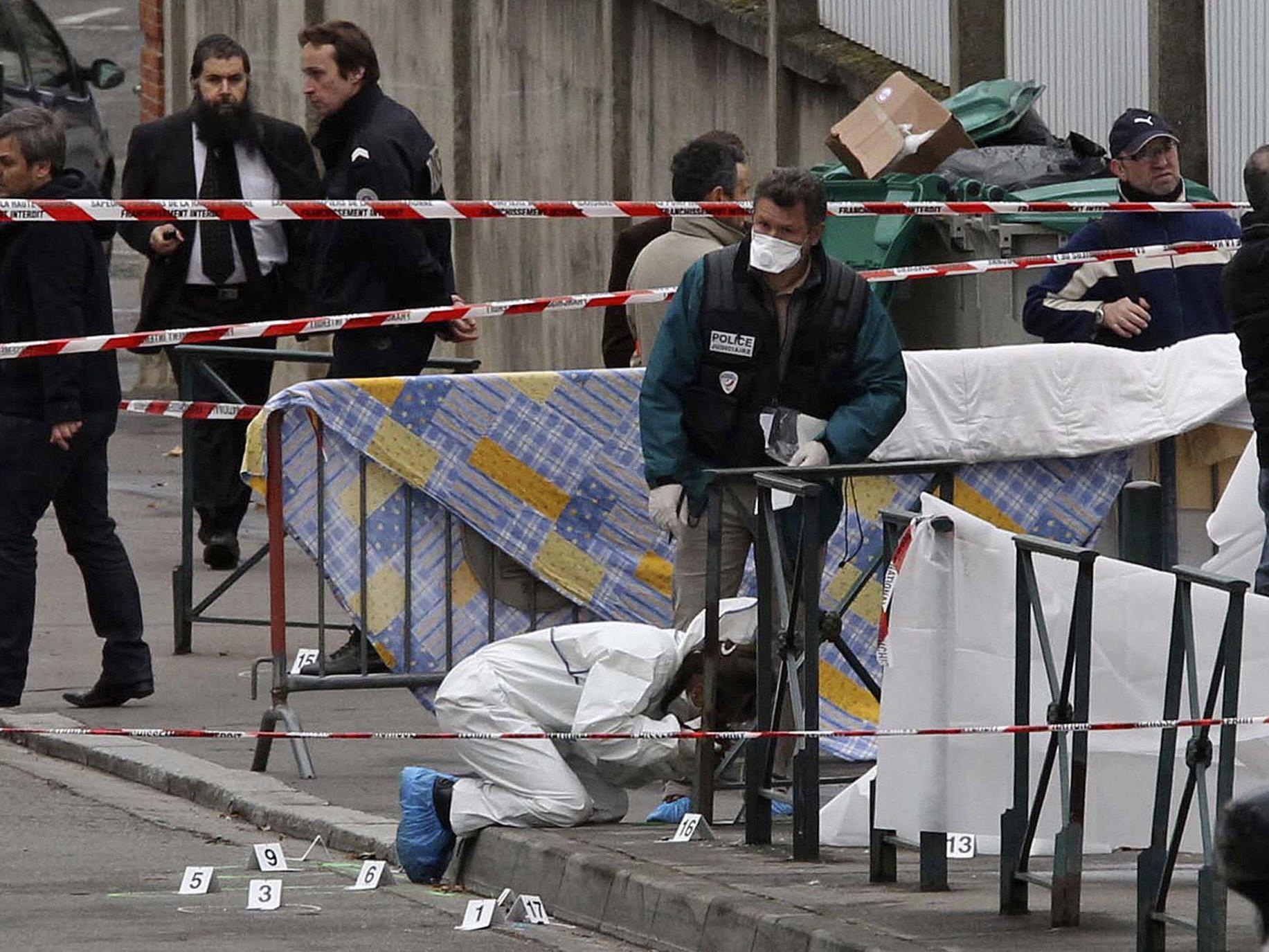 Vier Tote, darunter drei Kinder, nach einem Anschlag vor einer jüdischen Schule in Toulouse.