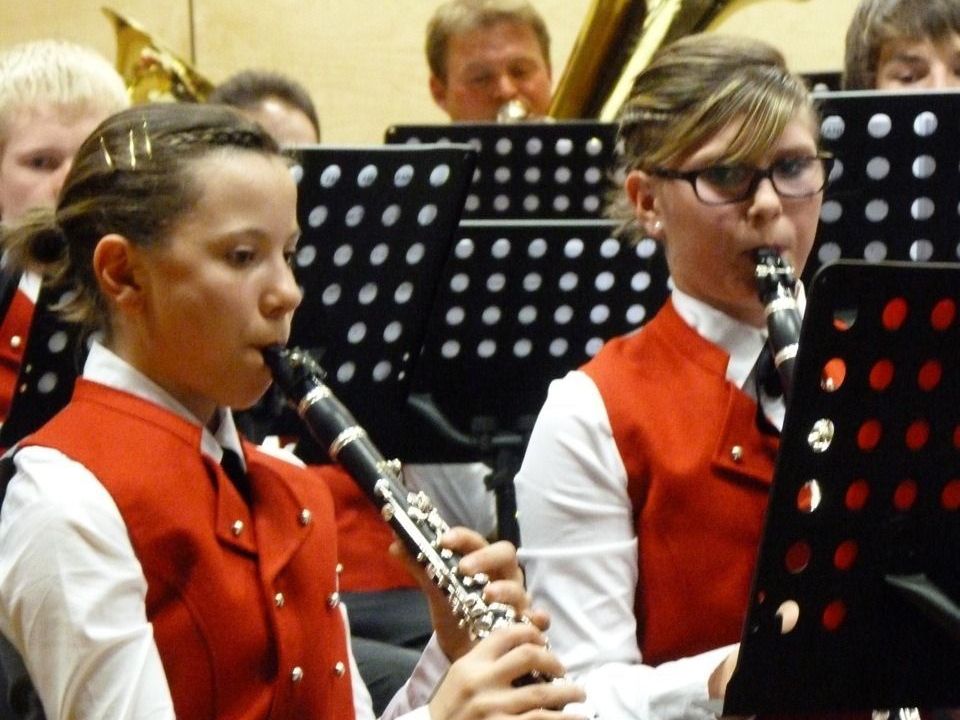 Die Bürgermusilk Bezau begeisterte beim Frühjahrskonzert Die Bürgermusilk Bezau begeisterte beim Frühjahrskonzert