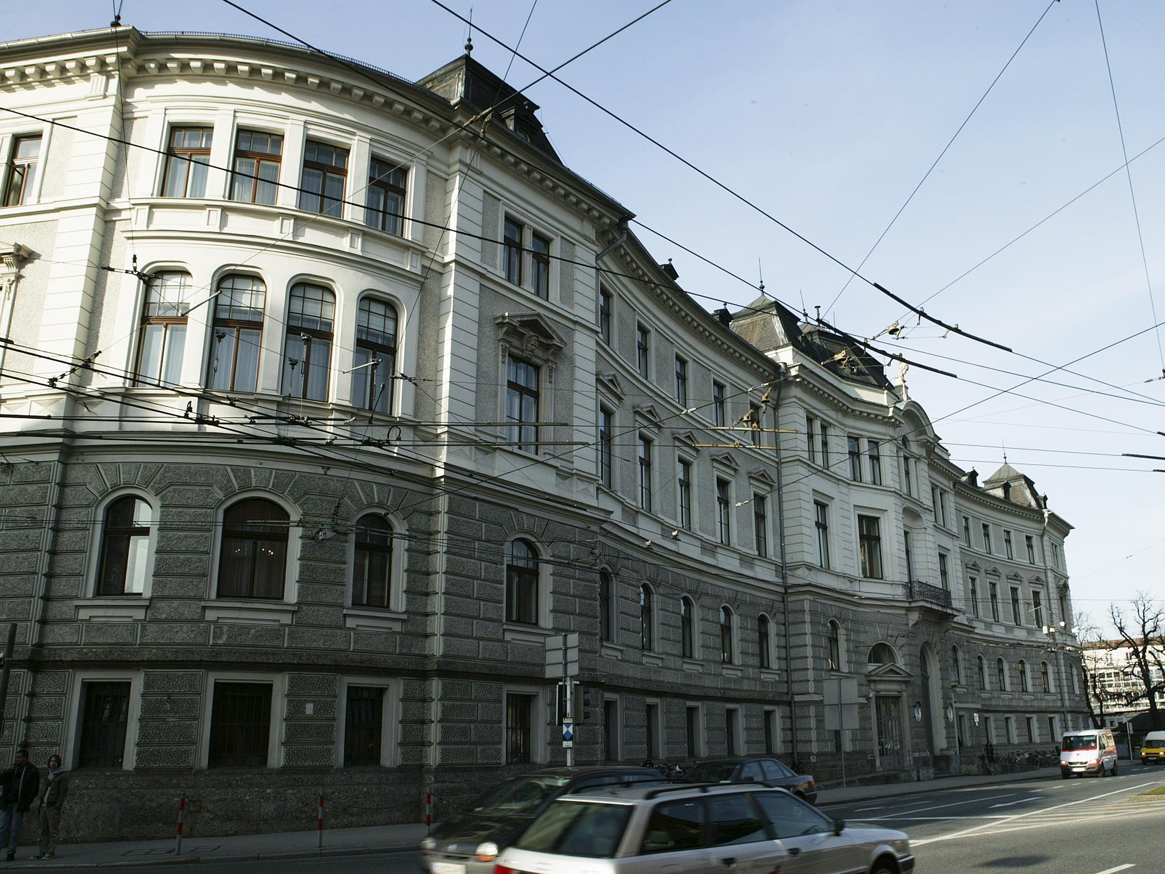 Die Entscheidung, ob dem Antrag auf Wiederaufnahme des Verfahrens der Staatsanwaltschaft stattgegeben wird oder nicht, muss ein Drei-Richter-Senates des Landesgericht Salzburg fällen.
