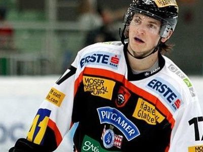 Manuel Ganahl wird auch in der kommenden Saison bei den Graz 99ers spielen Manuel Ganahl wird auch in der kommenden Saison bei den Graz 99ers spielen