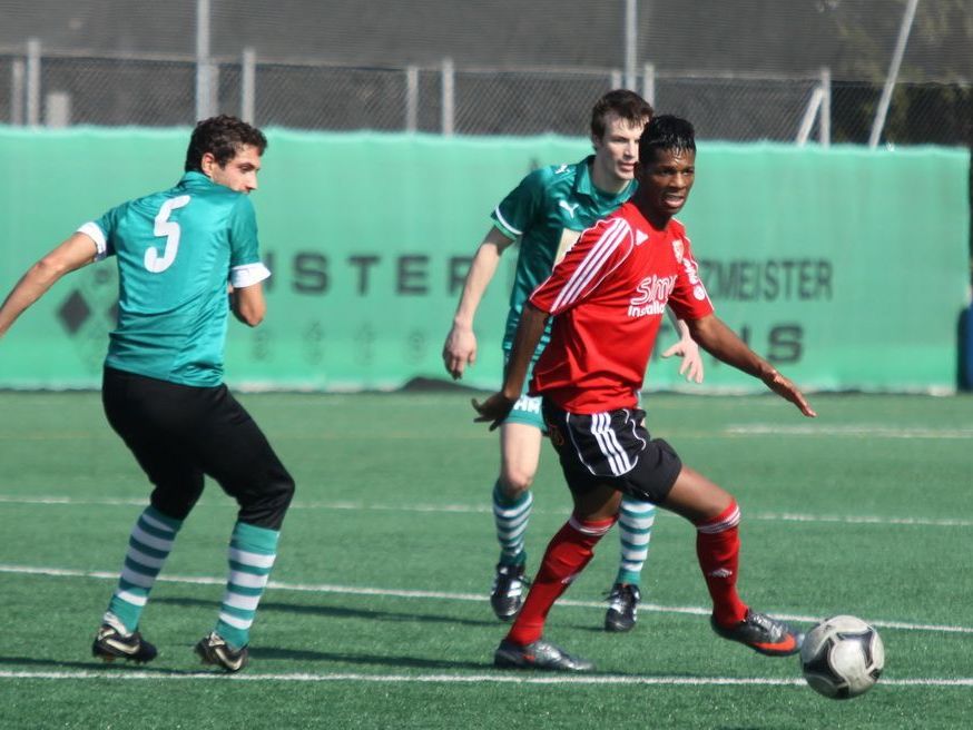 Simon Installationen FC Mäder unterlag im Test Alberschwende. Simon Installationen FC Mäder unterlag im Test Alberschwende.