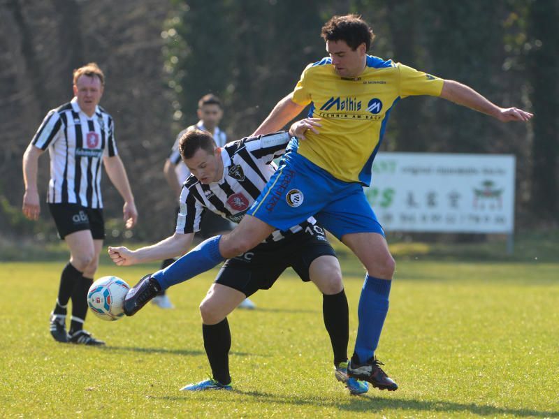 SK Meiningen gewinnt gegen Bludenz mit 3:2. SK Meiningen gewinnt gegen Bludenz mit 3:2.