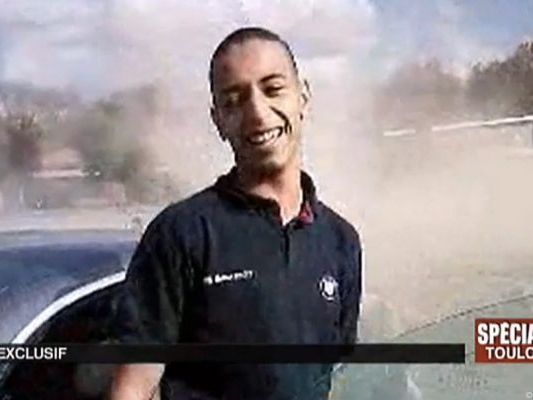 Scheidung zwei Tage vor seinem Tod. Scheidung zwei Tage vor seinem Tod.