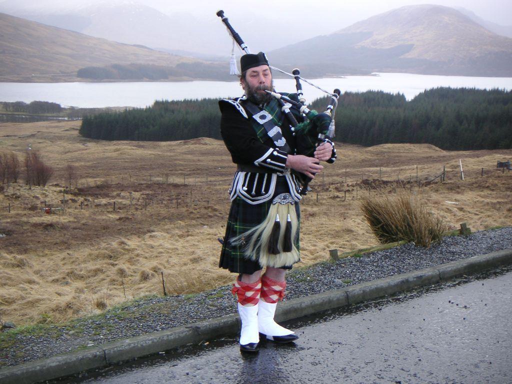 Ein Örtchen in Schottland erlaubt nur Bewohner über 45 Jahre.