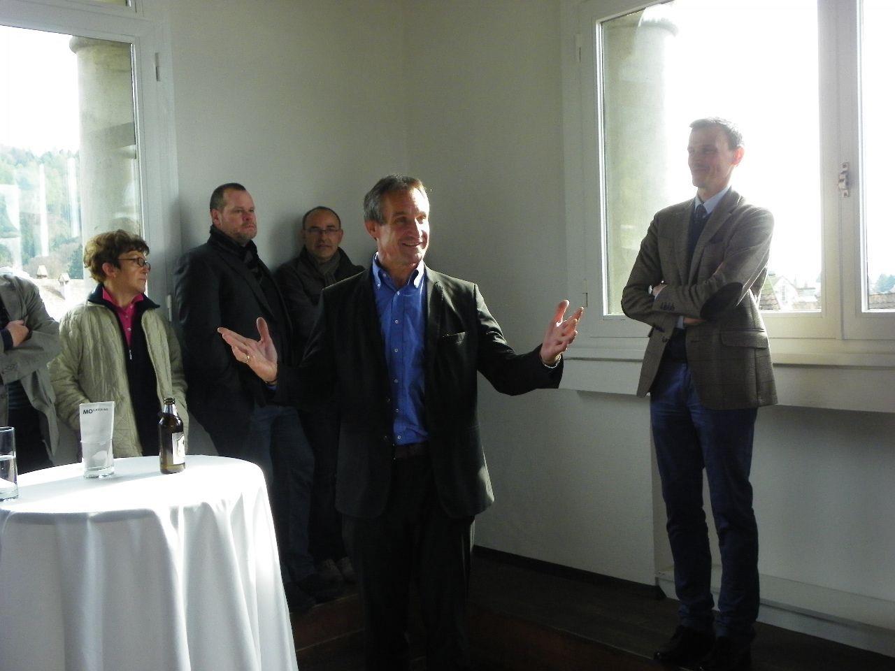 Bürgermeister Markus Linhart eröffnet die Ausstellung