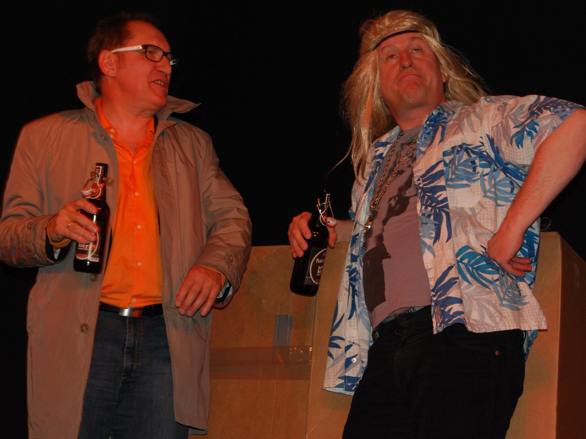 Männerprobleme – nicht ohne Bier... (Gerhard Zuggal und Armin Weber) Männerprobleme – nicht ohne Bier... (Gerhard Zuggal und Armin Weber)