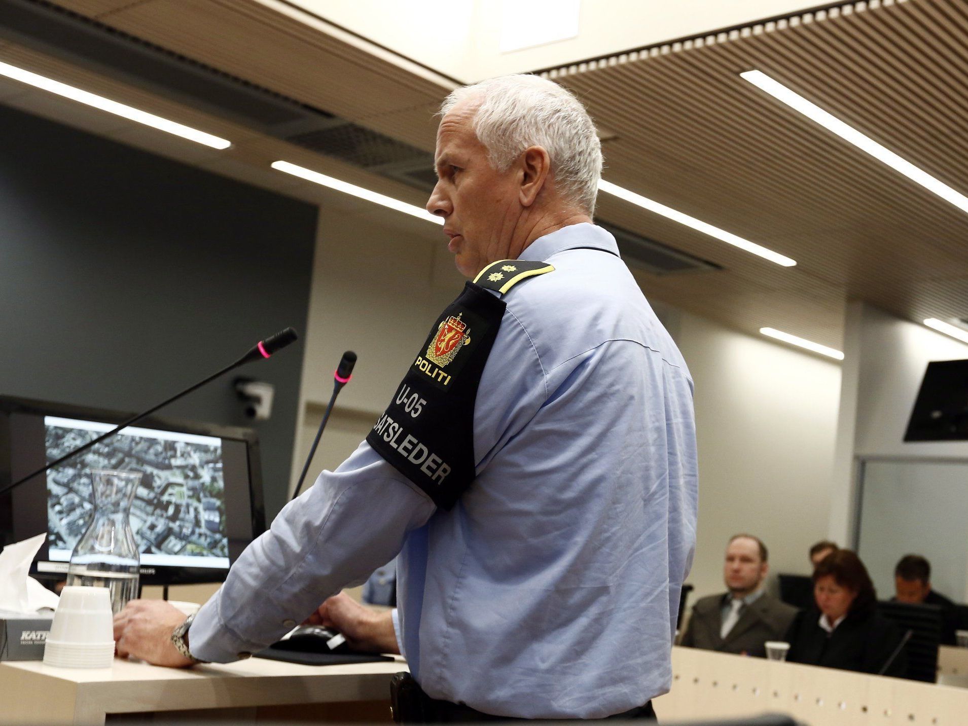 Zeugen sagten zum Bombenanschlag aus. Darunter Polizist Thor Langli. Zeugen sagten zum Bombenanschlag aus. Darunter Polizist Thor Langli.