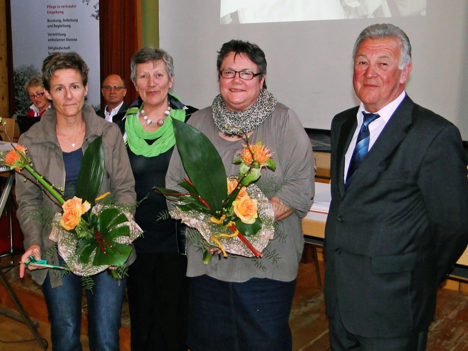 Schwester Ingrid Österle, Inge Fink, Schwester Maria Heim und Obmann Armin Heim