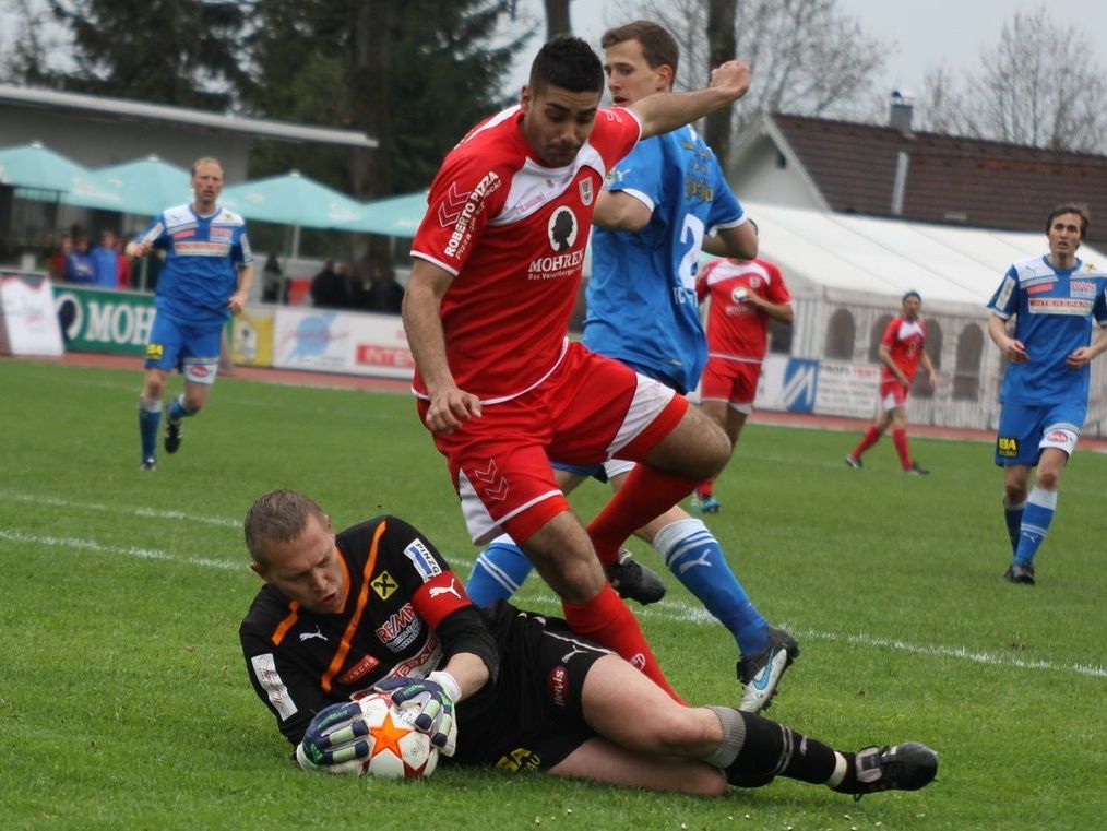 Direnc Borihan schoss das 2:0 für Dornbirn in Hall. Direnc Borihan schoss das 2:0 für Dornbirn in Hall.