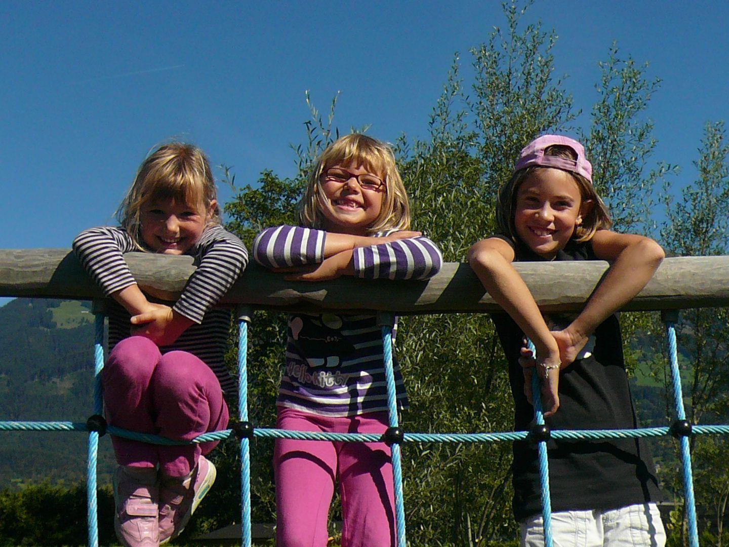 Fröhliche Kinder im Feriensommer 2011